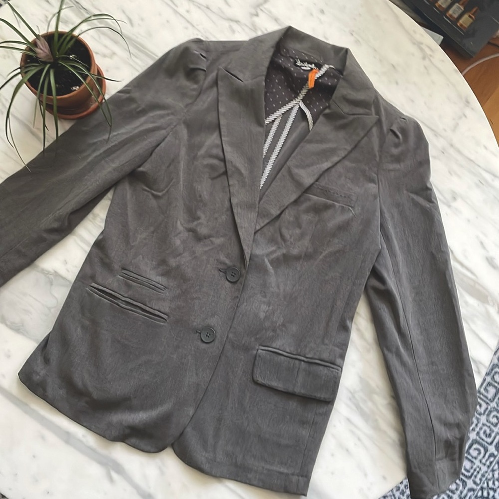 Taikonku blazer purchased at Anthropologie 
Jacket is medium gray